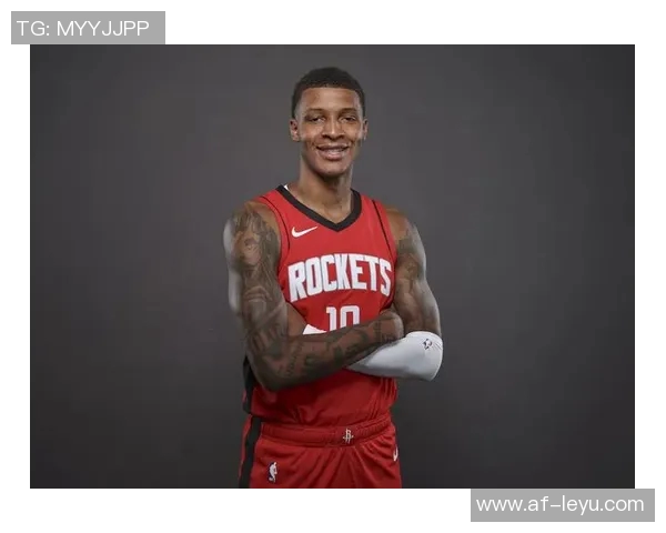 小贾巴里史密斯高效表现如杜兰特8投6中砍下16分三分球命中率极佳 小贾巴里史密斯高效表现如杜兰特8投6中砍下16分三分球命中率极佳