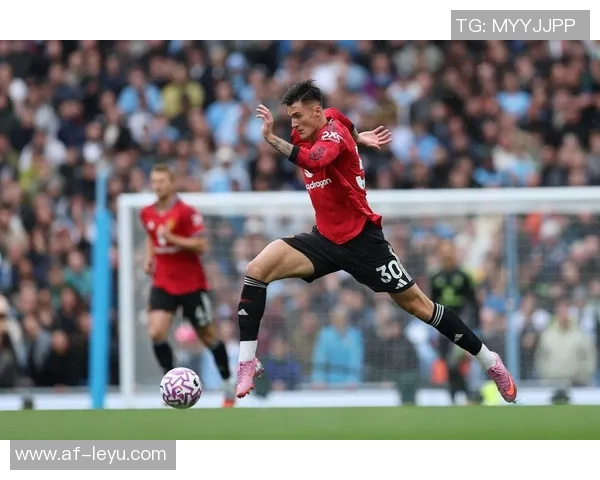 拉门斯称赞阿莫林减轻球队压力战胜利物浦只是新的起点