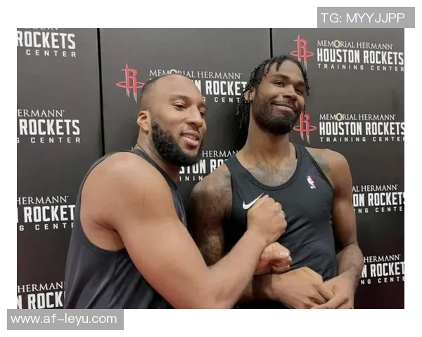 火箭队半场表现出色伊森砍下20分小波特贡献15分领先篮网10分 火箭队半场表现出色伊森砍下20分小波特贡献15分领先篮网10分