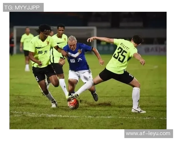 勇士在卡巴配外线阵容中展现绝对优势8分半内打出27-14的精彩表现 勇士在卡巴配外线阵容中展现绝对优势8分半内打出27-14的精彩表现